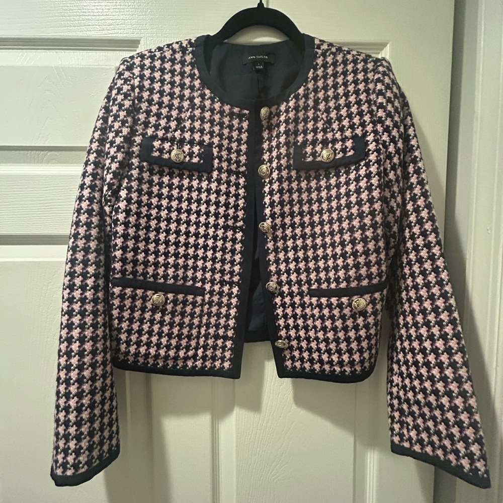 Ann Taylor Pink and Black Houndstooth Blazer